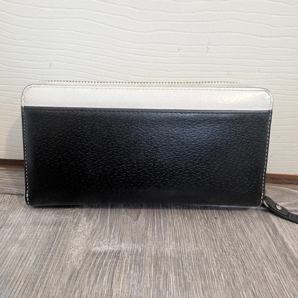 Kate Spade Colorblock Black  Cream Leather Wallet